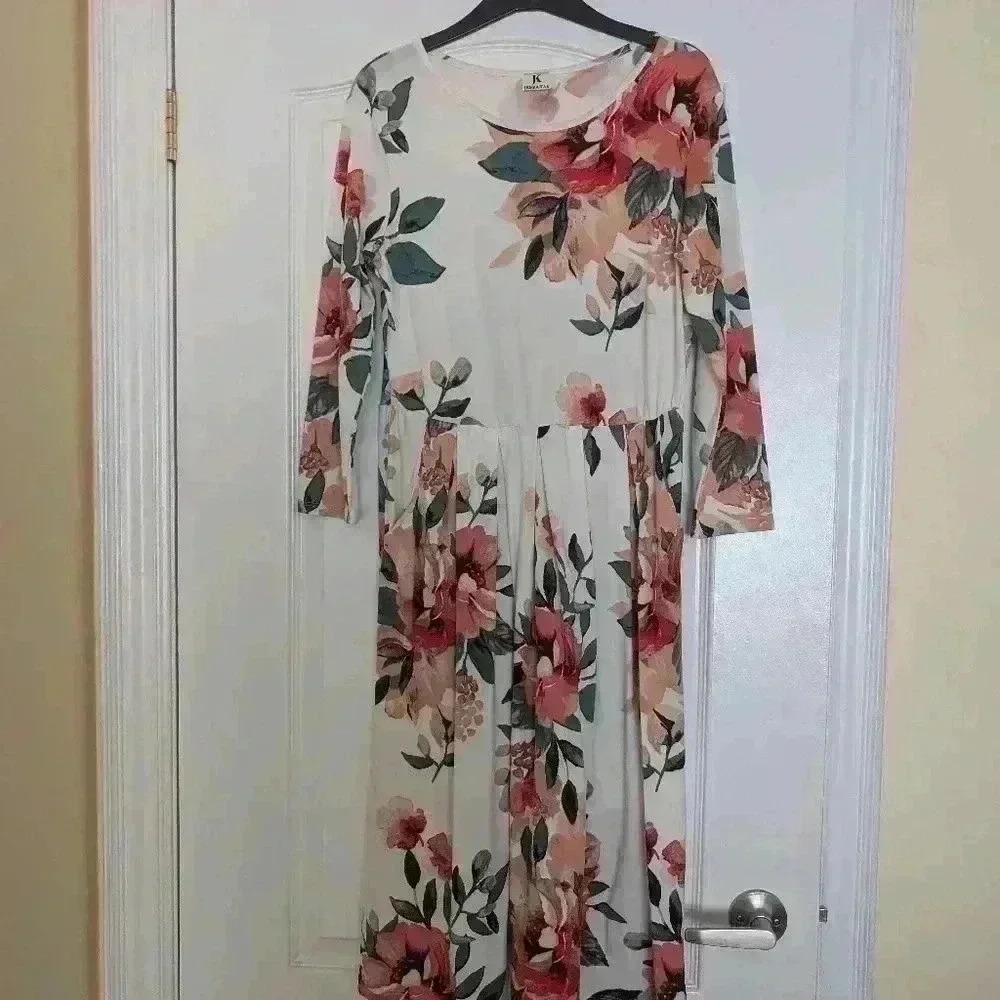 Jessakae floral white dress size large